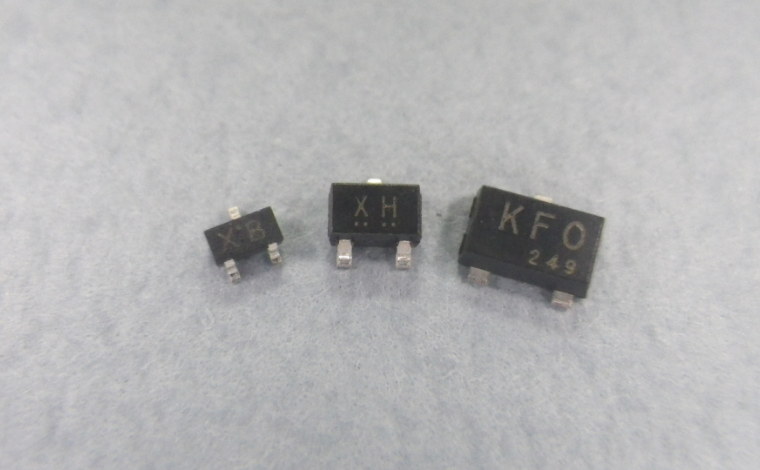 トランジスタ（Transistors）の写真